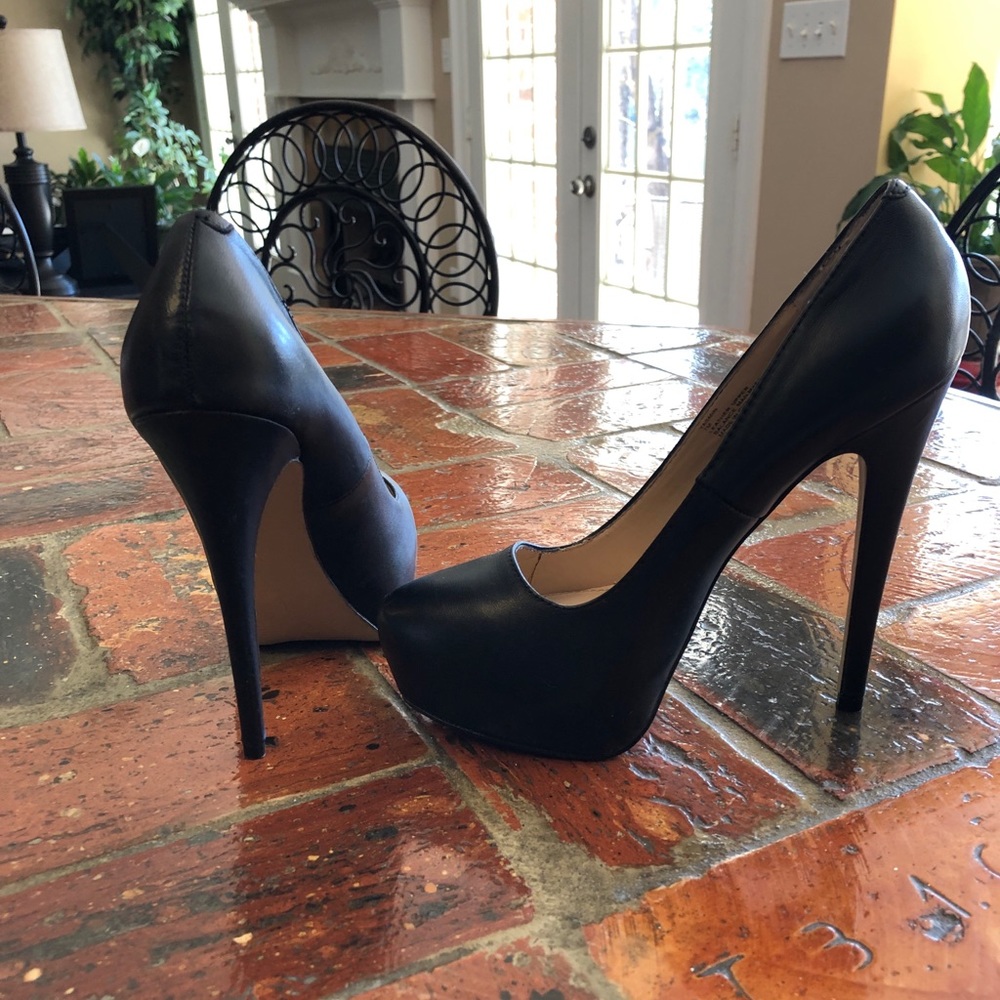 Steve Madden stilettos pumps sz 7